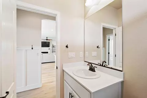 Entry Way - 2414 Galloping Trail Ct, Rocklin, CA 95765 photo 3 of 11