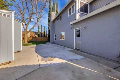 Exterior - 3921 Windrose Pl, Antelope, CA 95843 photo 11 of 22
