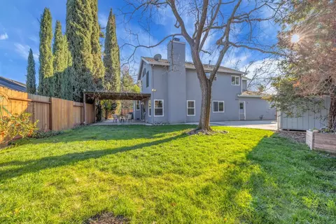Exterior - 3921 Windrose Pl, Antelope, CA 95843 photo 7 of 22