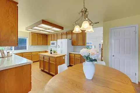 Kitchen - 3921 Windrose Pl, Antelope, CA 95843 photo 1 of 4