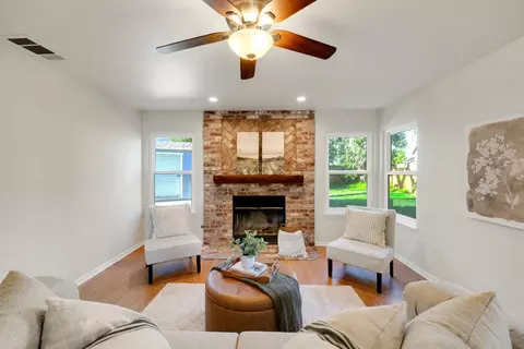 Living - 3921 Windrose Pl, Antelope, CA 95843 photo 2 of 5