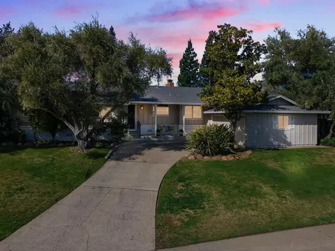 4313 Glenridge Dr, Carmichael, CA 95608 photo 2