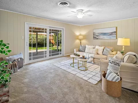 4313 Glenridge Dr, Carmichael, CA 95608 photo 11