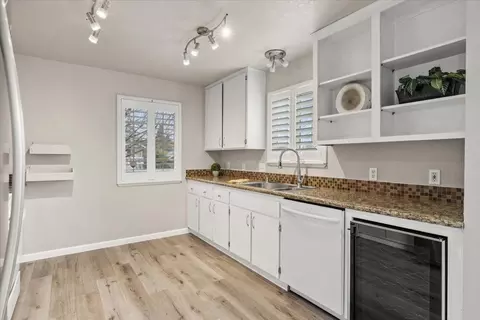 Kitchen - 2333 Davis Ct, Placerville, CA 95667 photo 1 of 2