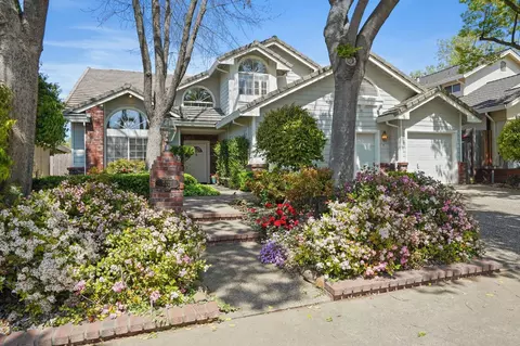 5221 Willow Park Ct, Carmichael, CA 95608 photo 1
