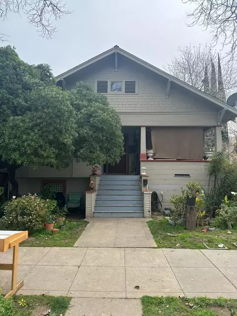 621 24th St, Sacramento, CA 95816