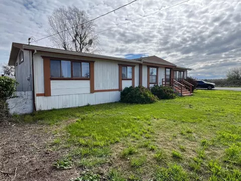 419 F St, Isleton, CA 95641 photo 2