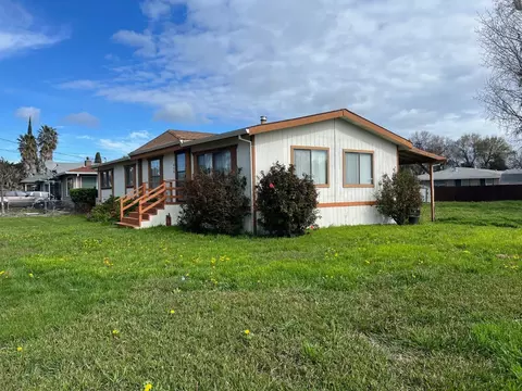 419 F St, Isleton, CA 95641 photo 3