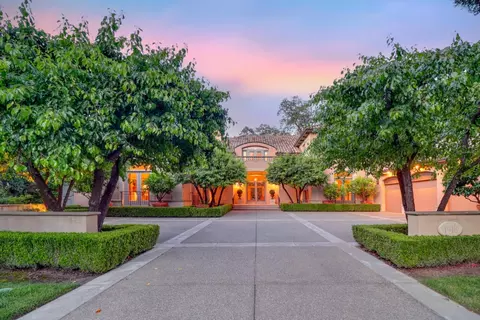 Exterior - 1918 Cenacle Ln, Carmichael, CA 95608 photo 1 of 32