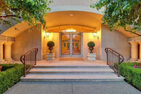 Entry Way - 1918 Cenacle Ln, Carmichael, CA 95608 photo 1 of 2