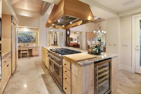 Kitchen - 1918 Cenacle Ln, Carmichael, CA 95608 photo 6 of 6
