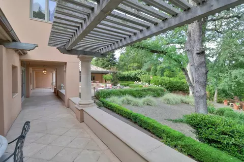 Exterior - 1918 Cenacle Ln, Carmichael, CA 95608 photo 24 of 32
