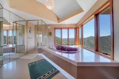 Bath - 19000 Meadowbrook Dr, Pine Grove, CA 95665 photo 6 of 8