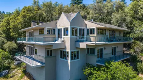Exterior - 19000 Meadowbrook Dr, Pine Grove, CA 95665 photo 4 of 10