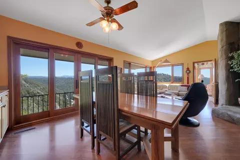 Dining - 19000 Meadowbrook Dr, Pine Grove, CA 95665 photo 4 of 4