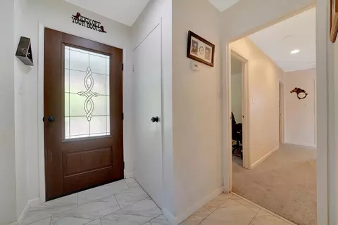 Entry Way - 19840 Meadowood Dr, Jackson, CA 95642 photo 1 of 1