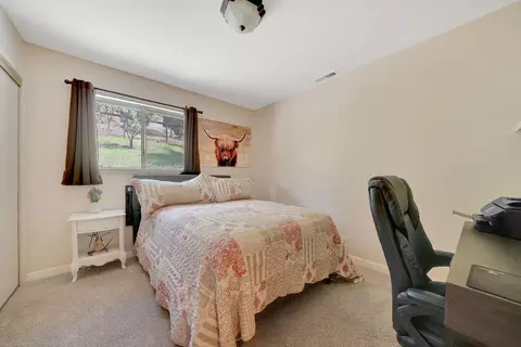 Bedroom - 19840 Meadowood Dr, Jackson, CA 95642 photo 6 of 7
