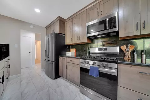 Kitchen - 19840 Meadowood Dr, Jackson, CA 95642 photo 3 of 5