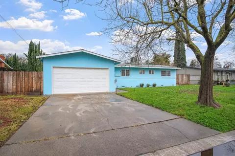 558 Trask Ln, Modesto, CA 95354 photo 2