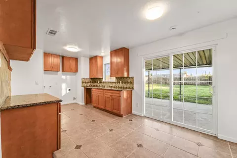 1200 Latimer Ave, Modesto, CA 95351 photo 8