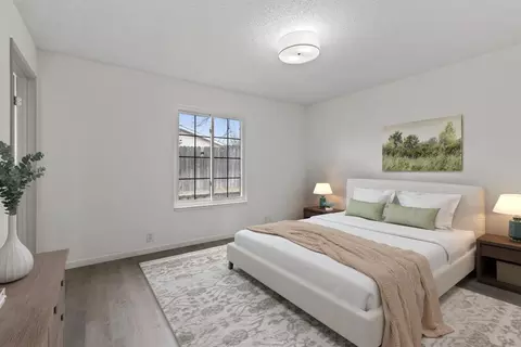 Bedroom - 796 E C St, Oakdale, CA 95361 photo 2 of 5