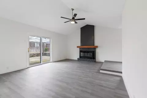 Living - 796 E C St, Oakdale, CA 95361 photo 3 of 5