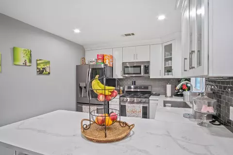 1221 Bispo, Modesto, CA 95350 photo 17