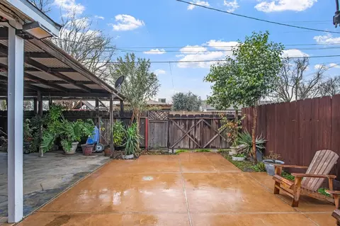 1221 Bispo, Modesto, CA 95350 photo 22