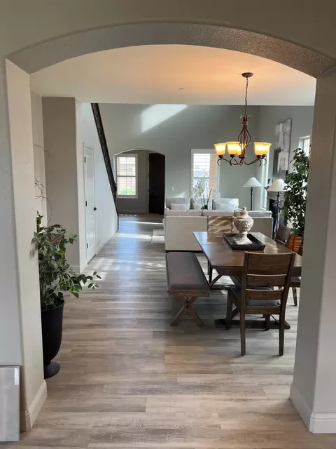 Entry Way - 8752 N Privado Ct, Hilmar, CA 95324 photo 2 of 5