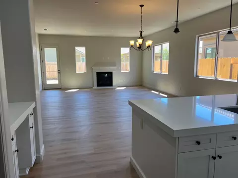 Living - 8740 N Privado Ct, Hilmar, CA 95324 photo 2 of 2