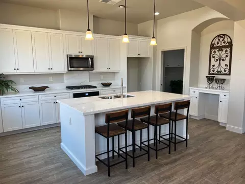 Kitchen - 8740 N Privado Ct, Hilmar, CA 95324 photo 1 of 2