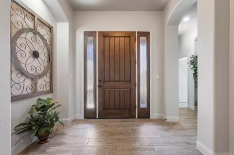 Entry Way - 8740 N Privado Ct, Hilmar, CA 95324 photo 1 of 2