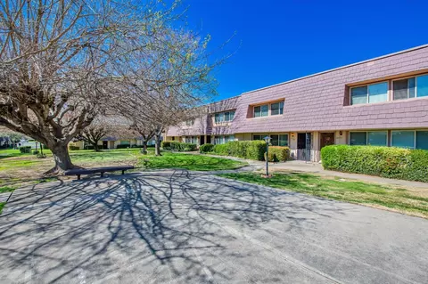 Exterior - 6109 Via Casitas, Carmichael, CA 95608 photo 9 of 14