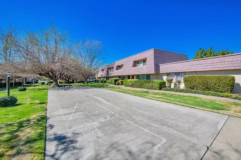 Exterior - 6109 Via Casitas, Carmichael, CA 95608 photo 13 of 14