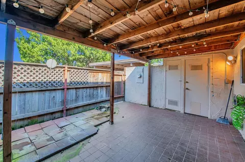 Exterior - 6109 Via Casitas, Carmichael, CA 95608 photo 5 of 14