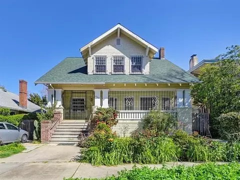 2009 T St, Sacramento, CA 95811