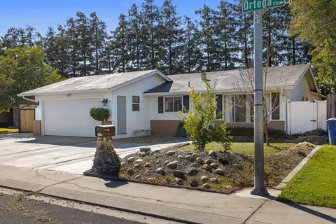 1613 Ortega Dr, Modesto, CA 95355 photo 3