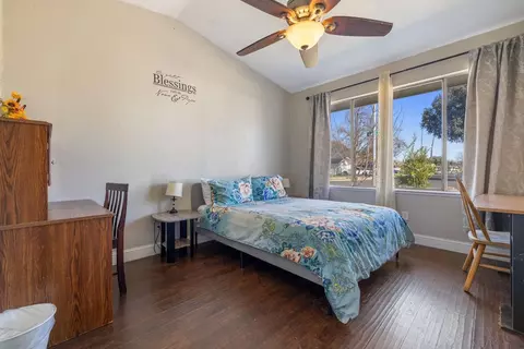 1613 Ortega Dr, Modesto, CA 95355 photo 8