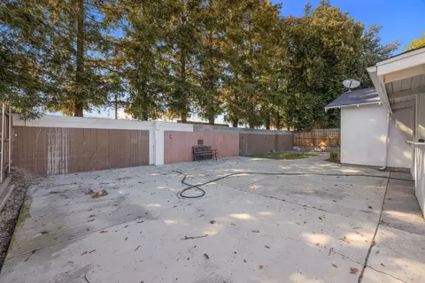 1613 Ortega Dr, Modesto, CA 95355 photo 41