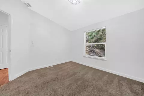 Bedroom - 11084 Upper Previtali Rd, Jackson, CA 95642 photo 6 of 9