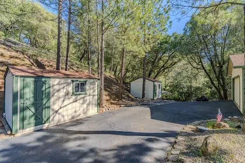Exterior - 11084 Upper Previtali Rd, Jackson, CA 95642 photo 13 of 23