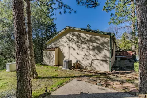 Exterior - 11084 Upper Previtali Rd, Jackson, CA 95642 photo 6 of 23