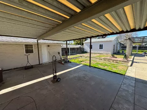 Exterior - 617 Mitchell Ave, Turlock, CA 95380 photo 7 of 7