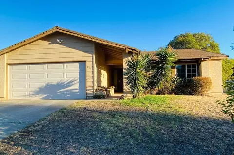 6250 Seyferth Way, Sacramento, CA 95823