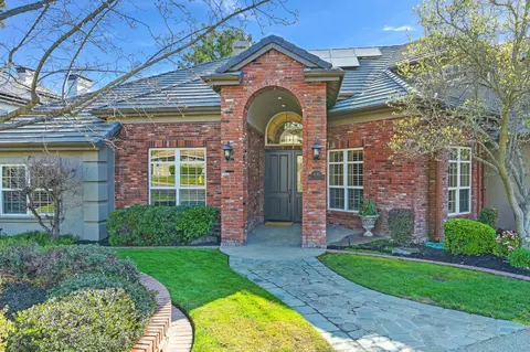 4545 Mountaingate Dr, Rocklin, CA 95765 photo 2