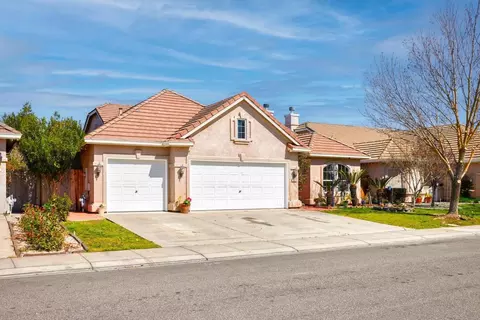 3513 Isabella Dr, Modesto, CA 95355 photo 2