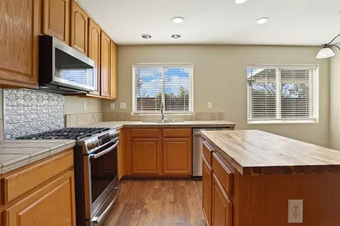 414 Geranium Cir, Galt, CA 95632 photo 13