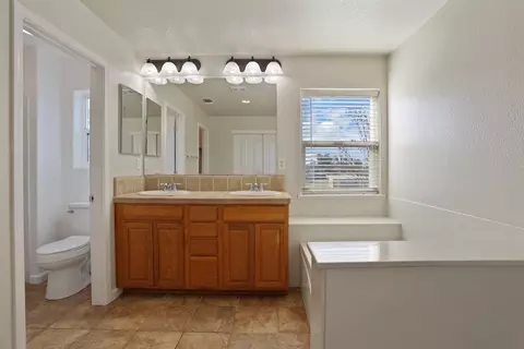 414 Geranium Cir, Galt, CA 95632 photo 38