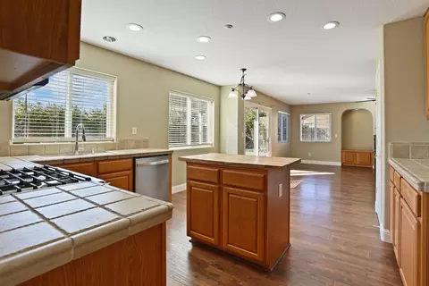 414 Geranium Cir, Galt, CA 95632 photo 12
