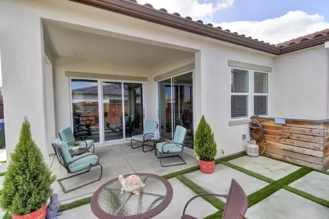 Exterior - 4260 Eagle View Way, Folsom, CA 95630 photo 4 of 9